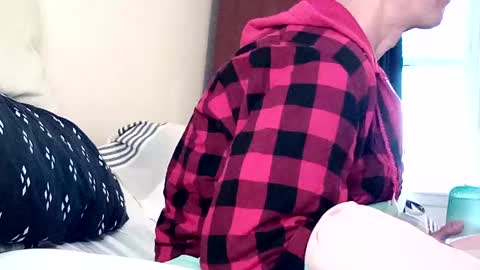 salis1981 online show from 6, 2, 2025