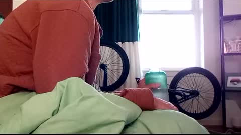 salis1981 online show from 9, 2, 2025