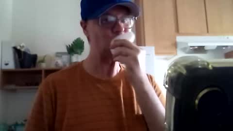 salis1981 online show from 24, 10, 2025