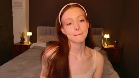 Snapshot of sallypinkman chatting on 19, 5, 2026 Sally Pinkman online show from 19, 5, 2026