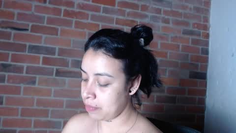   online show from 26, 1, 2025