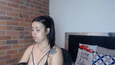   online show from 23, 11, 2025