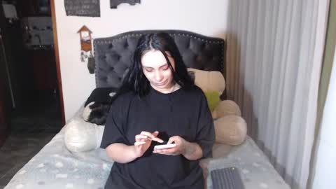Snapshot of salomefox2 chatting on 7, 5, 2026 yenny online show from 7, 5, 2026