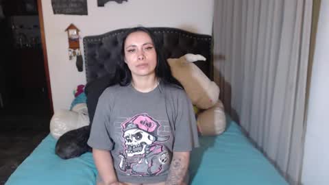 Snapshot of salomefox2 chatting on 3, 6, 2026 yenny online show from 3, 6, 2026