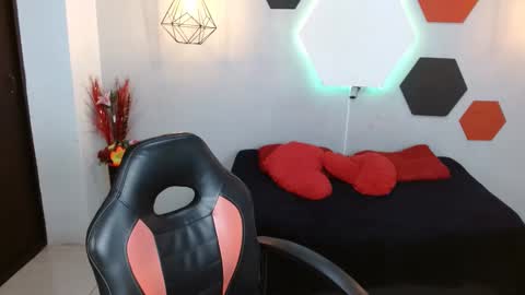 Snapshot of salomeswet chatting on 25, 12, 2024 martina online show from 25, 12, 2024