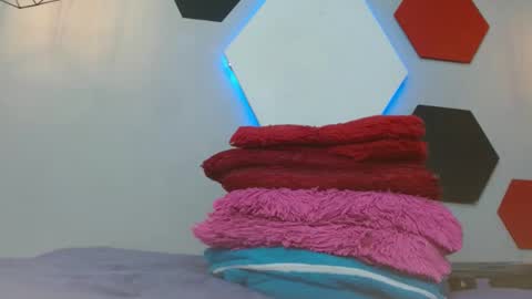 Snapshot of salomeswet chatting on 1, 1, 2025 martina online show from 1, 1, 2025