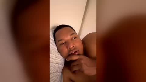 Snapshot of salomoon23 chatting on 3, 7, 2026 INSTAGRAM luis1pedraza online show from 3, 7, 2026