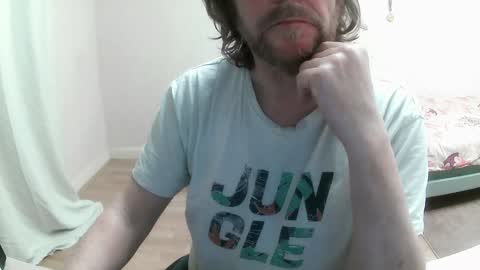 Snapshot of saltimbanquier chatting on 25, 1, 2025 Saltimbanquier Salt ou Banquier online show from 25, 1, 2025