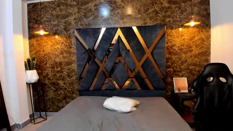 SALVATORE online show from 18, 1, 2025