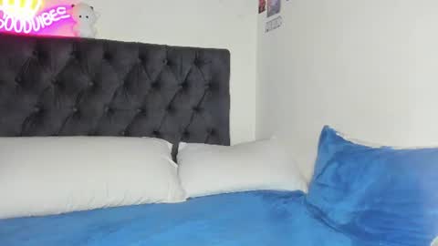 Snapshot of salvatore_dereck chatting on 6, 7, 2026 online show from 6, 7, 2026