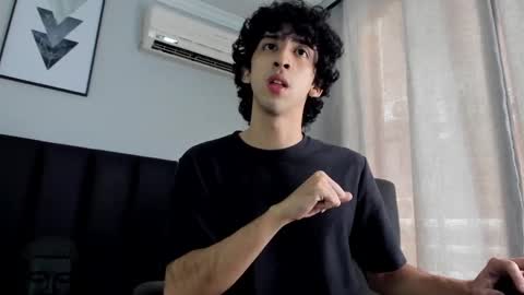 salvatore  online show from 4, 3, 2025