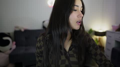 Stefana    or    Samchispas online show from 21, 1, 2025