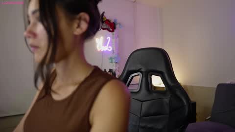 Stefana    or    Samchispas online show from 6, 2, 2025