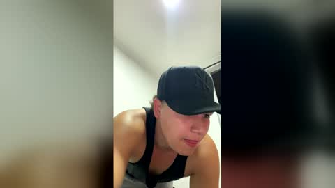 Snapshot of sam544469 chatting on 18, 5, 2026 sam544469 online show from 18, 5, 2026