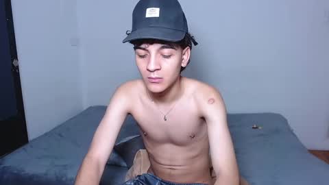 Snapshot of sam__cute chatting on 28, 10, 2025 sam__cute online show from 28, 10, 2025