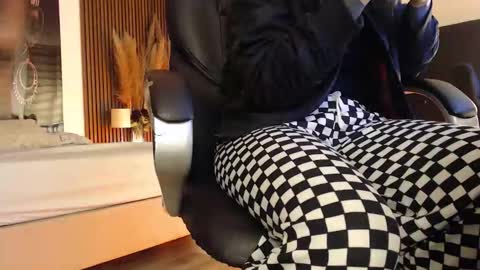 SAM MANSON online show from 10, 2, 2026