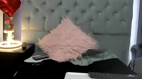 Snapshot of sam_sweet48 chatting on 5, 3, 2025 Sam online show from 5, 3, 2025