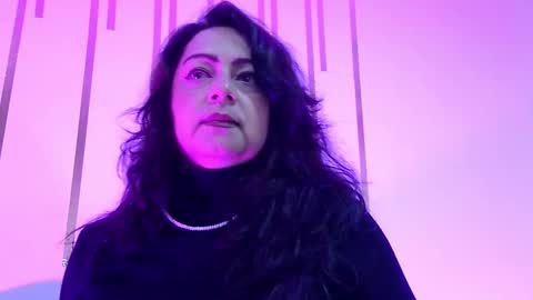 Snapshot of sam_sweet48 chatting on 8, 10, 2025 Sam online show from 8, 10, 2025