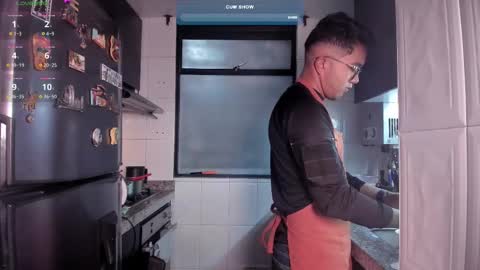 SAMUEL THOMPSON online show from 3, 12, 2024