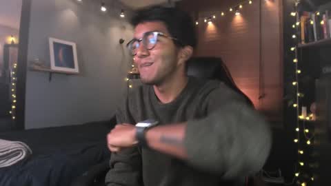 SAMUEL THOMPSON online show from 6, 3, 2025