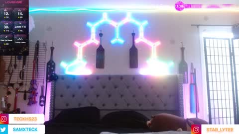 Snapshot of samandbrat chatting on 5, 1, 2025 Join us - and online show from 5, 1, 2025