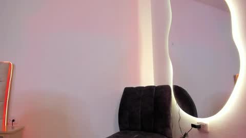 samanta_conner online show from 15, 4, 2026