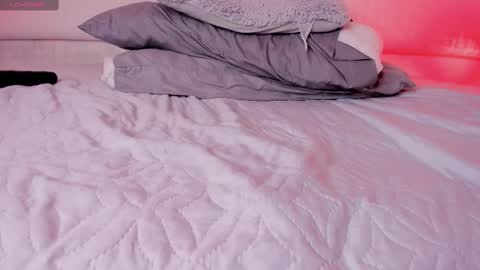 Snapshot of samantha_beckham chatting on 14, 2, 2025 Samantha Beckham online show from 14, 2, 2025