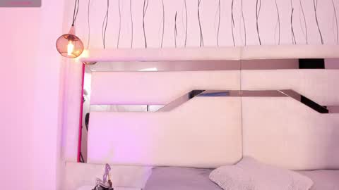 Snapshot of samantha_beckham chatting on 11, 3, 2025 Samantha Beckham online show from 11, 3, 2025