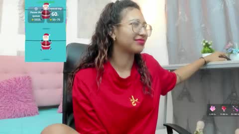 Snapshot of samantha_fox8 chatting on 16, 12, 2025 online show from 16, 12, 2025