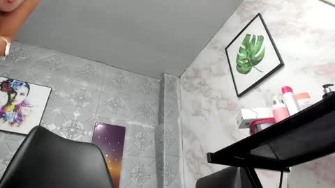 samantha_milfs online show from 6, 3, 2025