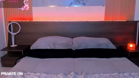 Snapshot of samantha_moons chatting on 24, 6, 2026 samantha_moons online show from 24, 6, 2026
