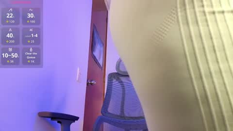 Snapshot of samantha_ros1 chatting on 15, 5, 2026 Samantha Ros online show from 15, 5, 2026