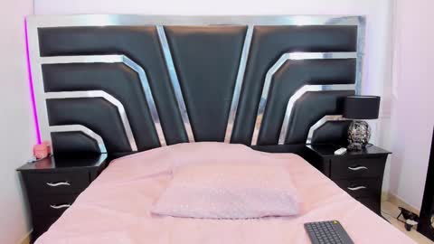 Snapshot of samanthaevans4 chatting on 15, 2, 2025 Sweet Samantha online show from 15, 2, 2025