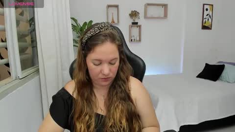 Samantha samy online show from 26, 1, 2025