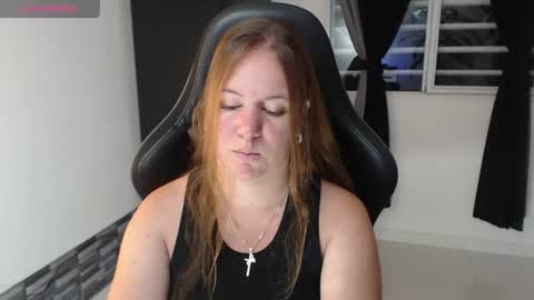 Snapshot of samanthaleon chatting on 19, 7, 2026 Samantha samy online show from 19, 7, 2026