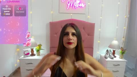 Snapshot of samanthamillher1 chatting on 27, 12, 2024 Samy online show from 27, 12, 2024