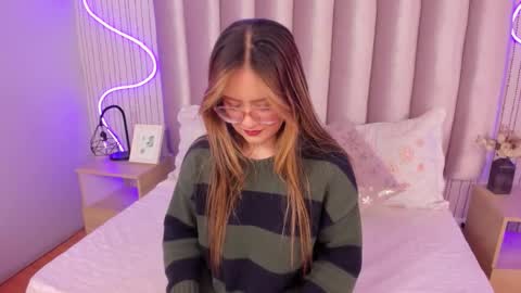 Alejandra  online show from 26, 9, 2025