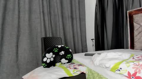 samanttamilf online show from 17, 3, 2026