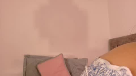 Snapshot of samara_kim chatting on 4, 5, 2026 SAMARA online show from 4, 5, 2026