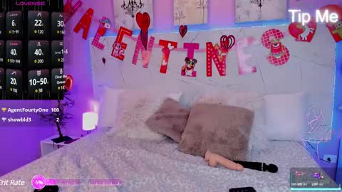 Snapshot of samaraeyes chatting on 20, 2, 2025 -- -- online show from 20, 2, 2025