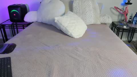 Yaya online show from 23, 1, 2025