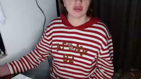 samatha_squirts online show from 8, 10, 2025
