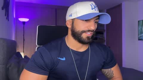 Snapshot of samdornan chatting on 24, 1, 2025 Sam Dornan online show from 24, 1, 2025