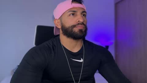 Snapshot of samdornan chatting on 4, 2, 2025 Sam Dornan online show from 4, 2, 2025