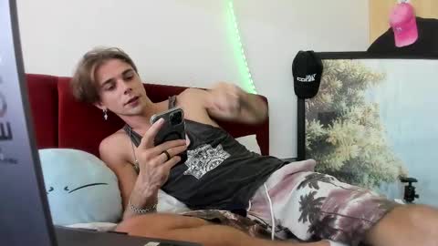 Snapshot of samgorgeous chatting on 11, 9, 2025 Fansly - Top4fans online show from 11, 9, 2025