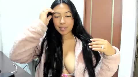 sami_cutte online show from 28, 12, 2024