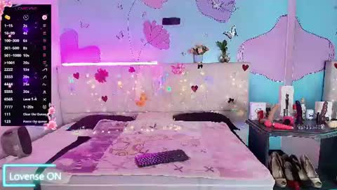 Snapshot of sammy_mature_ chatting on 11, 6, 2026 Sammy online show from 11, 6, 2026