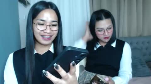 Snapshot of sammypretty19 chatting on 5, 2, 2026 im throat fucker online show from 5, 2, 2026