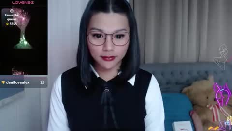 Snapshot of sammypretty19 chatting on 27, 2, 2026 im throat fucker online show from 27, 2, 2026