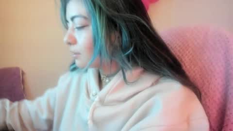   online show from 5, 4, 2026